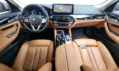 BMW 5-Series 2022, 84849 км, за 19692.79 USD - фото 7