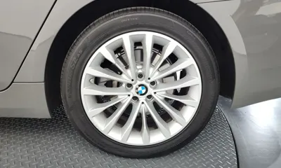 BMW 5-Series 2022, 84849 км, за 19692.79 USD - фото 21