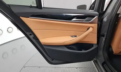 BMW 5-Series 2022, 84849 км, за 19692.79 USD - фото 25