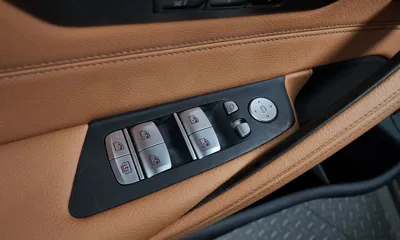 BMW 5-Series 2022, 84849 км, за 19692.79 USD - фото 36