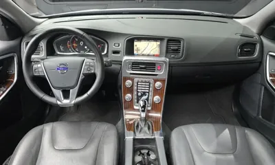 Volvo S60 2018, 97149 км, за 6970.69 USD - фото 7