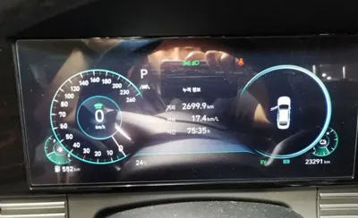 Hyundai Grandeur 2023, 23355 км, за 21721.15 USD - фото 6