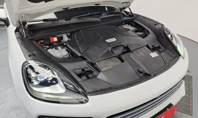 Porsche Cayenne 2019, 62072 км, за 48903.77 USD - фото 6