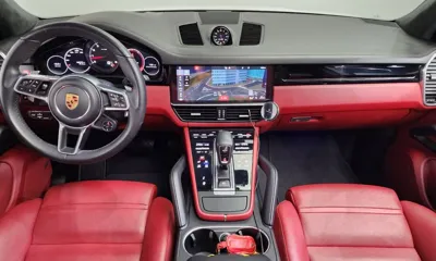 Porsche Cayenne 2019, 62072 км, за 48903.77 USD - фото 7