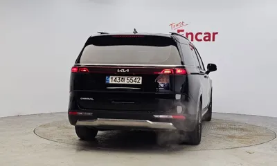 Kia Canival 2023, 72741 км, за 21662.07 USD