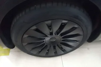 Tesla Model Y 2022, 70100 км, за 24277 USD - фото 15