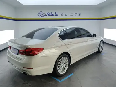 BMW 5 Series 2019, 107000 км, за 22041.95 USD
