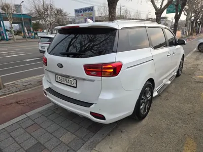 Kia Canival 2019, 160000 км, за 6175.65 USD