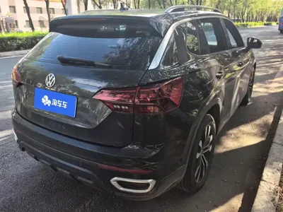 Volkswagen Tayron 2022, 23700 км, за 19201.32 USD