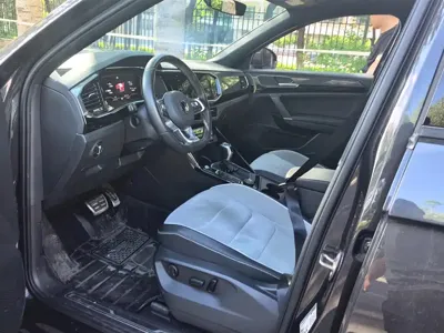 Volkswagen Tayron 2022, 23700 км, за 19201.32 USD - фото 9