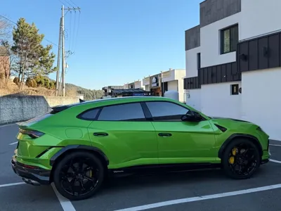 Lamborghini Urus 2024, 5200 км, за 252876.46 USD