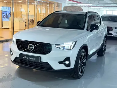 Volvo XC40 · 2026 год