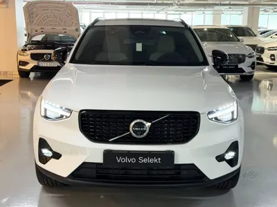 Volvo XC40 2026, 2401 км, за 27972.96 USD