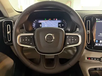 Volvo XC40 2026, 2401 км, за 27952.93 USD - фото 18
