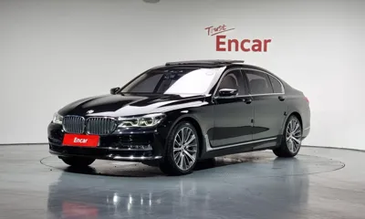 BMW 7-Series · 2016 год