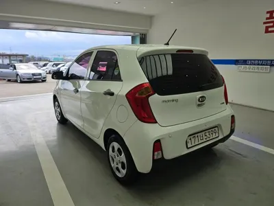 Kia Morning 2016, 120500 км, за 2409.32 USD