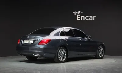 Mercedes-Benz C-Class 2016, 35305 км, за 10401.09 USD