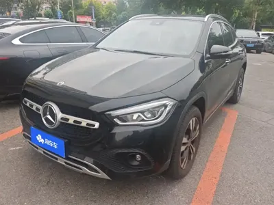 Mercedes-Benz GLA · 2023 год