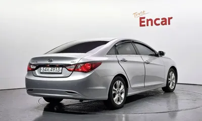 Hyundai Sonata 2011, 132698 км, за 2073.72 USD
