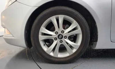 Hyundai Sonata 2011, 132698 км, за 2073.72 USD