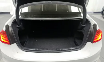 BMW 3-Series 2015, 80908 км, за 7932.32 USD - фото 20