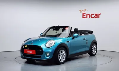 MINI Cooper Convertible · 2018 год