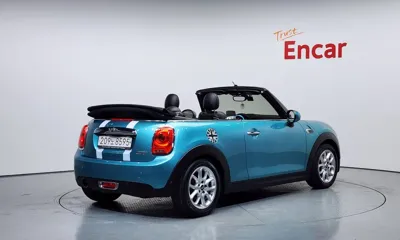 MINI Cooper Convertible 2018, 137782 км, за 6754.96 USD