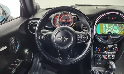 MINI Cooper Convertible 2018, 137782 км, за 6754.96 USD - фото 13