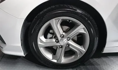 Hyundai Sonata 2018, 127004 км, за 6825.71 USD