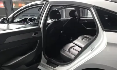 Hyundai Sonata 2018, 127004 км, за 6825.71 USD - фото 26