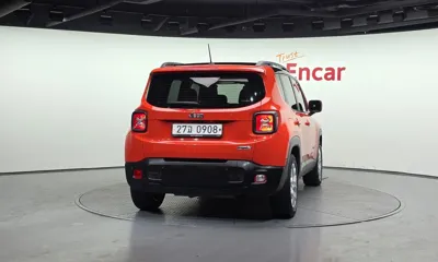 Jeep Renegade 2016, 98692 км, за 4823.26 USD