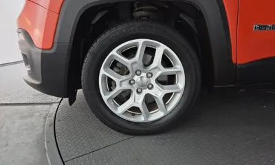 Jeep Renegade 2016, 98692 км, за 4823.26 USD