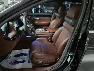 Genesis G90 2022, 60862 км, за 36037.81 USD