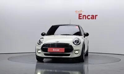MINI Cooper 2019, 76369 км, за 9536.97 USD