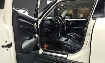 MINI Cooper 2019, 76369 км, за 9536.97 USD - фото 10