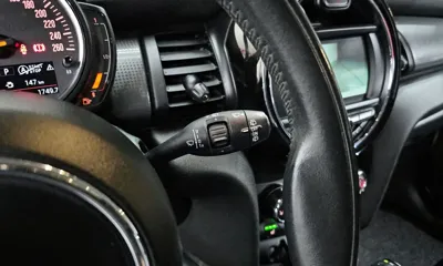 MINI Cooper 2019, 76369 км, за 9536.97 USD - фото 17