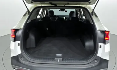 Kia Sportage 2023, 42958 км, за 16225.15 USD - фото 20