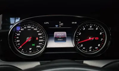 Mercedes-Benz E-Class 2018, 53661 км, за 14141.02 USD - фото 8