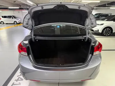 Hyundai Avante 2012, 74750 км, за 2736.16 USD - фото 20