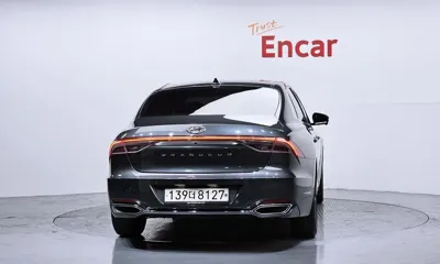 Hyundai Grandeur 2020, 31952 км, за 15189.96 USD