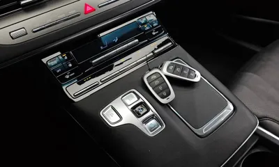 Hyundai Grandeur 2020, 31952 км, за 15189.96 USD - фото 9