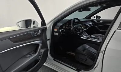 Audi A6 2022, 70078 км, за 24314.5 USD - фото 10