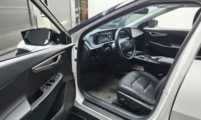 Kia EV6 2022, 67949 км, за 20126.03 USD - фото 10
