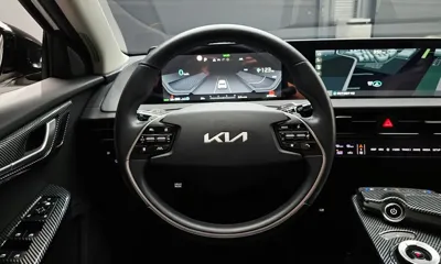 Kia EV6 2022, 67949 км, за 20126.03 USD - фото 13