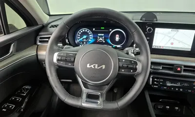 Kia K5 2023, 27931 км, за 16556.28 USD - фото 13