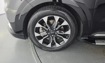 Kia Canival 2023, 181847 км, за 18051.73 USD