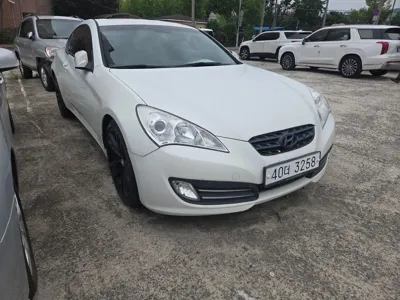 Hyundai Genesis · 2011 год