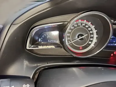 Mazda 3 Axela 2015, 63400 км, за 4603.85 USD