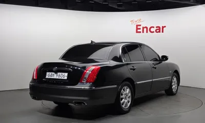 Kia Opirus 2010, 192254 км, за 1509.78 USD