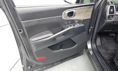 Kia Sorento 2023, 44570 км, за 18006.88 USD - фото 24